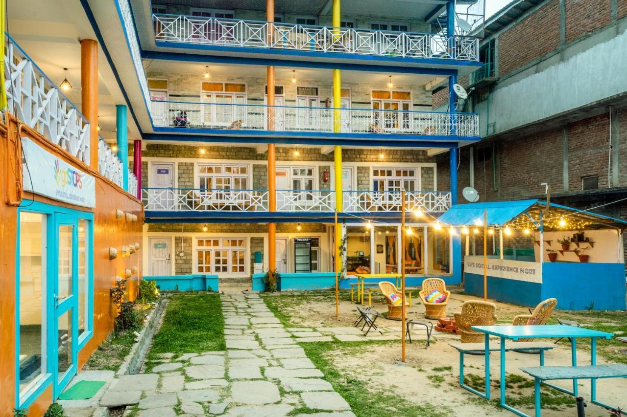 Gostops Manali Luaran gambar